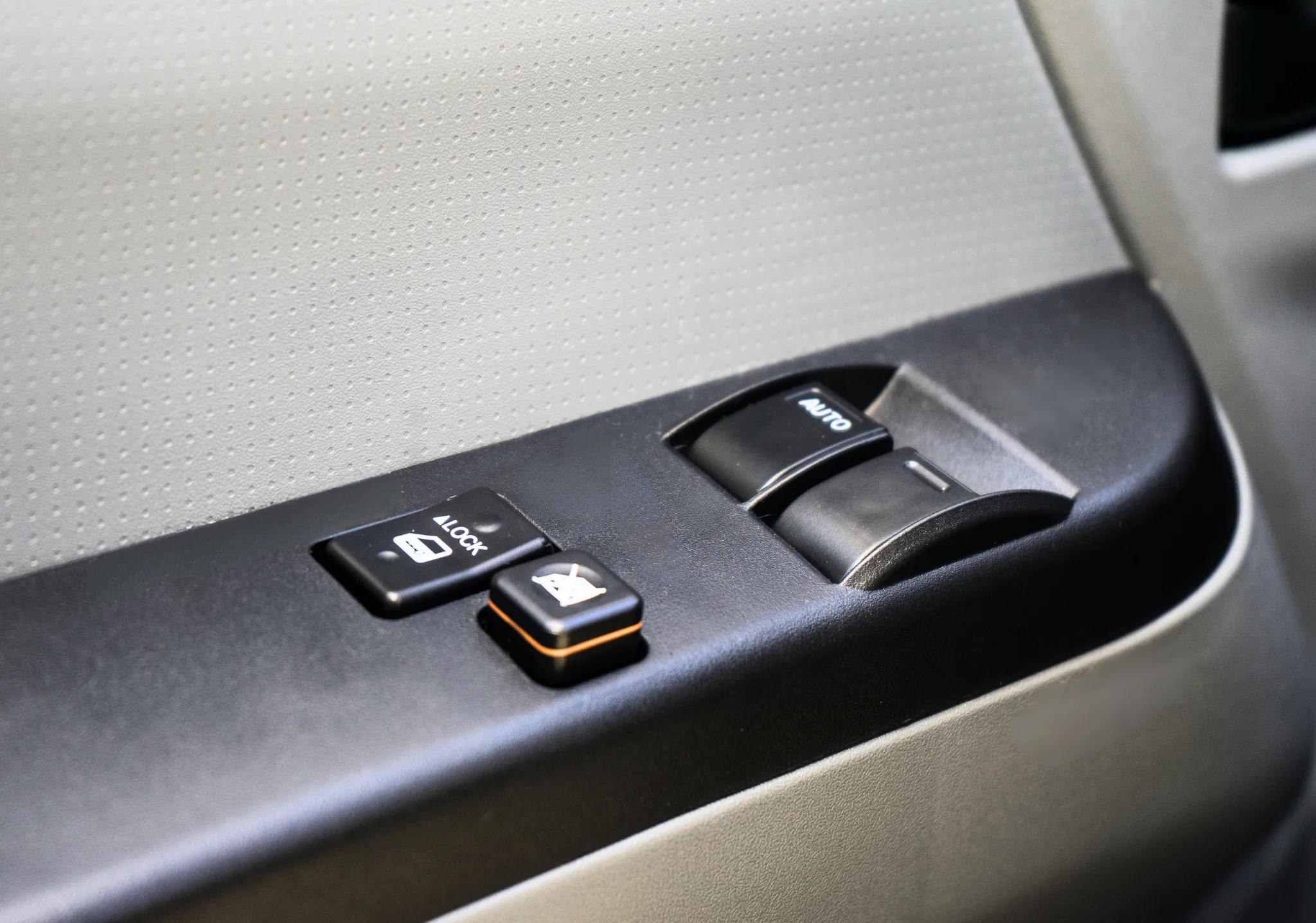 Seguros eléctricos